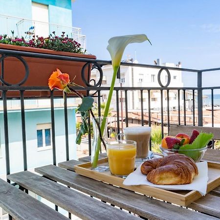 Hotel Greta B&B 里米尼 外观 照片
