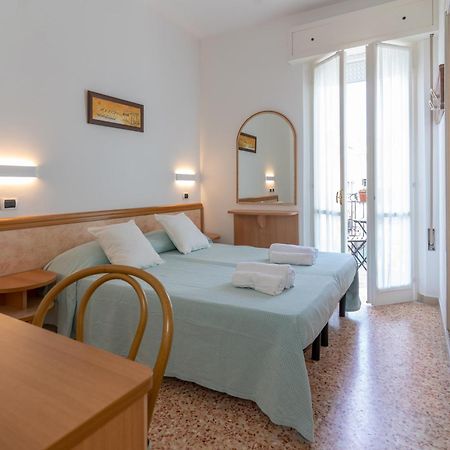 Hotel Greta B&B 里米尼 外观 照片