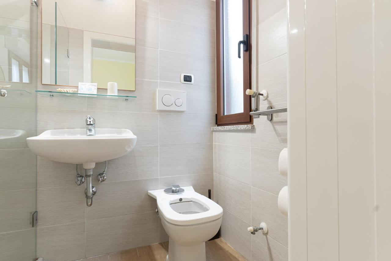 Hotel Greta B&B 里米尼 外观 照片