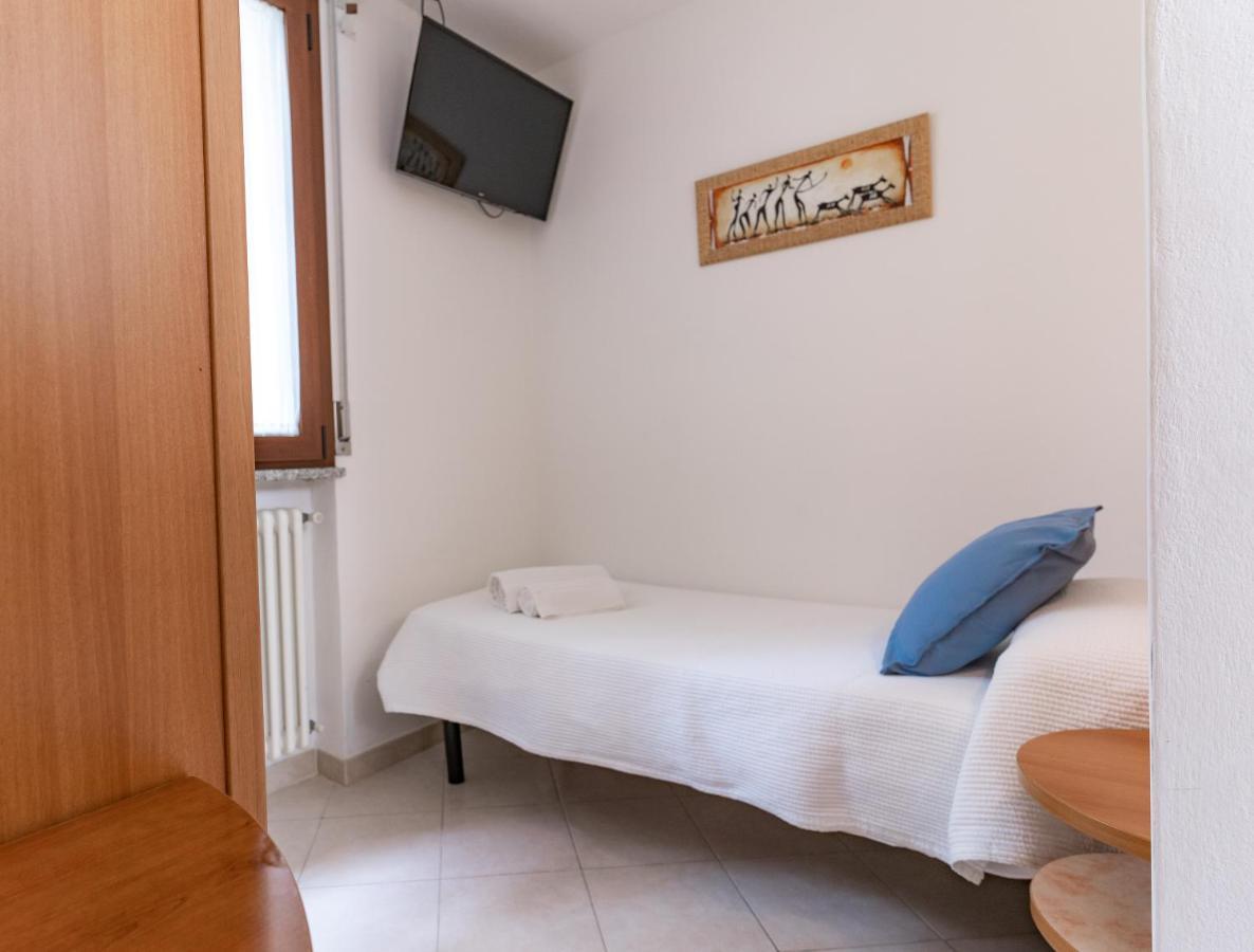 Hotel Greta B&B 里米尼 外观 照片