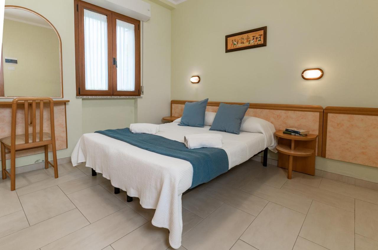 Hotel Greta B&B 里米尼 外观 照片